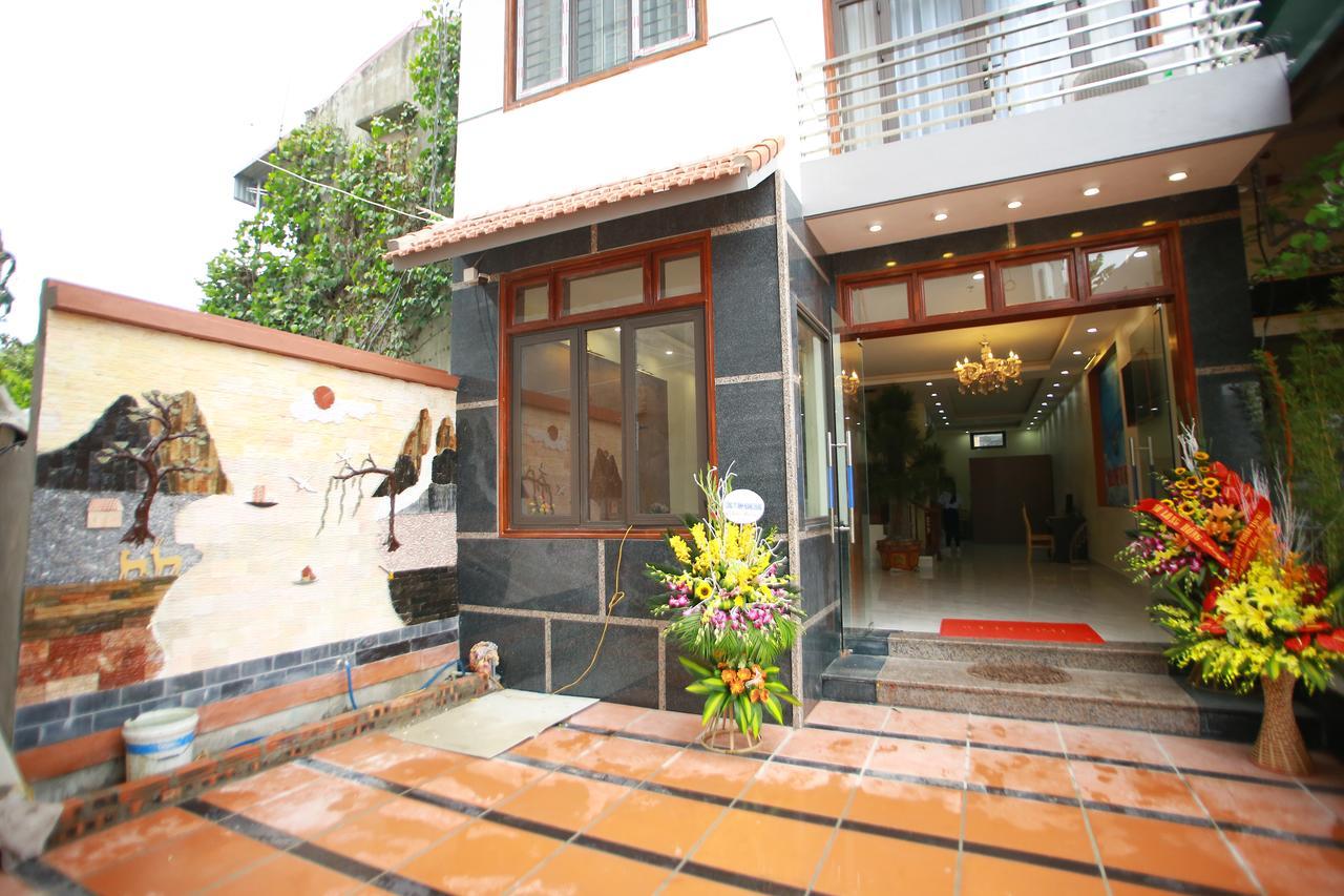 Family Airport Hotel Thach Loi Luaran gambar