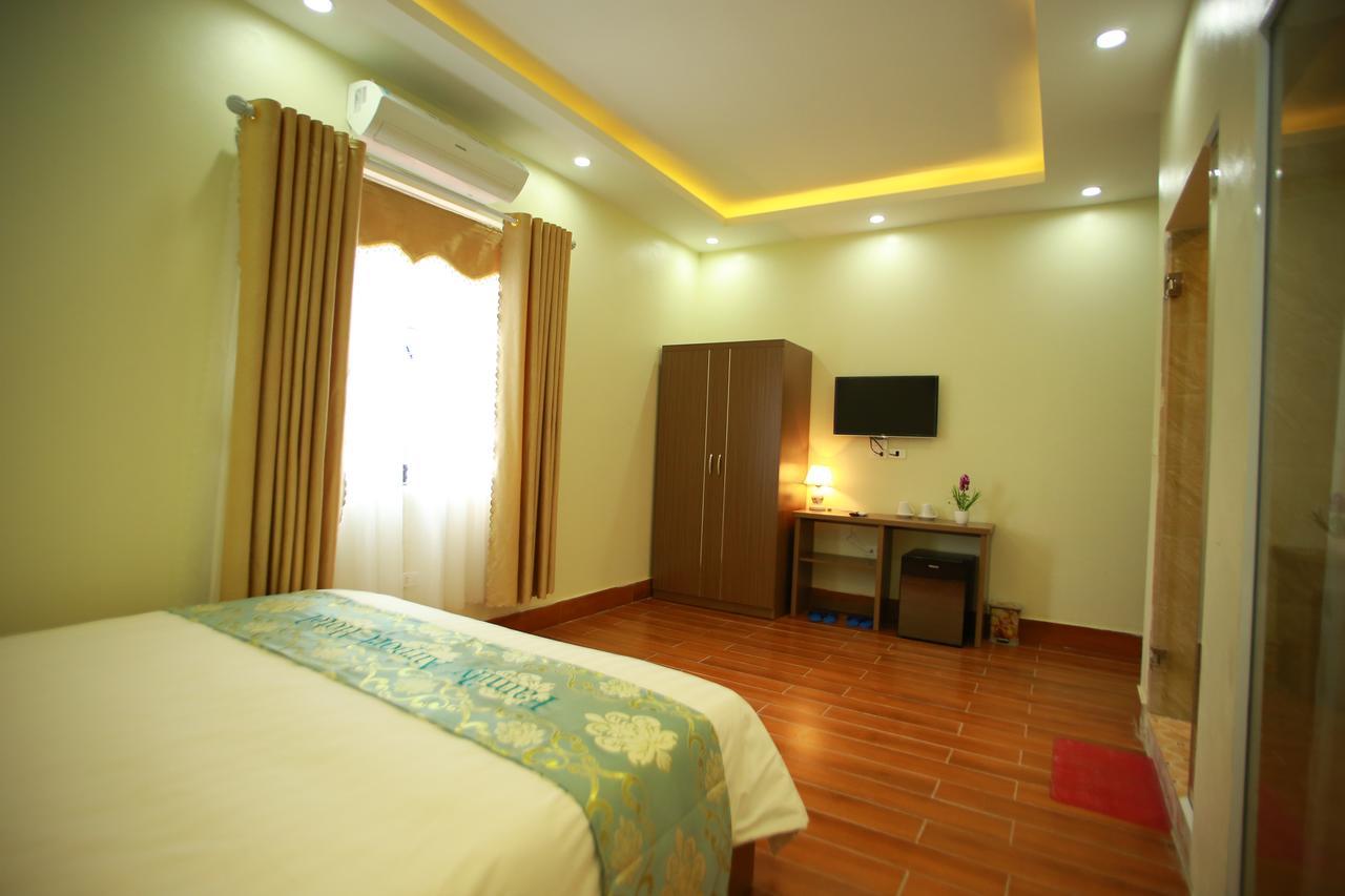 Family Airport Hotel Thach Loi Luaran gambar