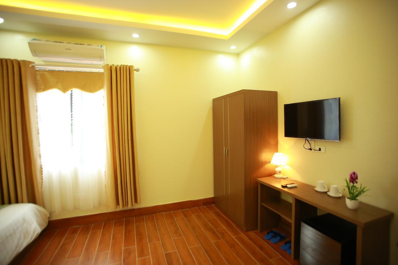 Family Airport Hotel Thach Loi Luaran gambar