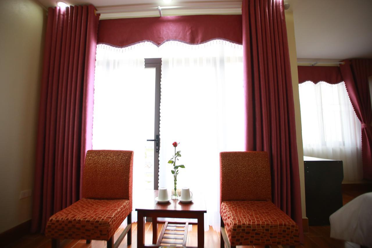 Family Airport Hotel Thach Loi Luaran gambar