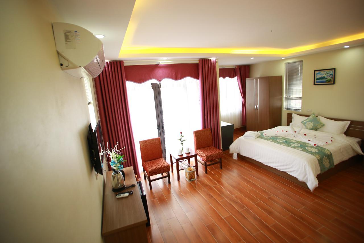 Family Airport Hotel Thach Loi Luaran gambar